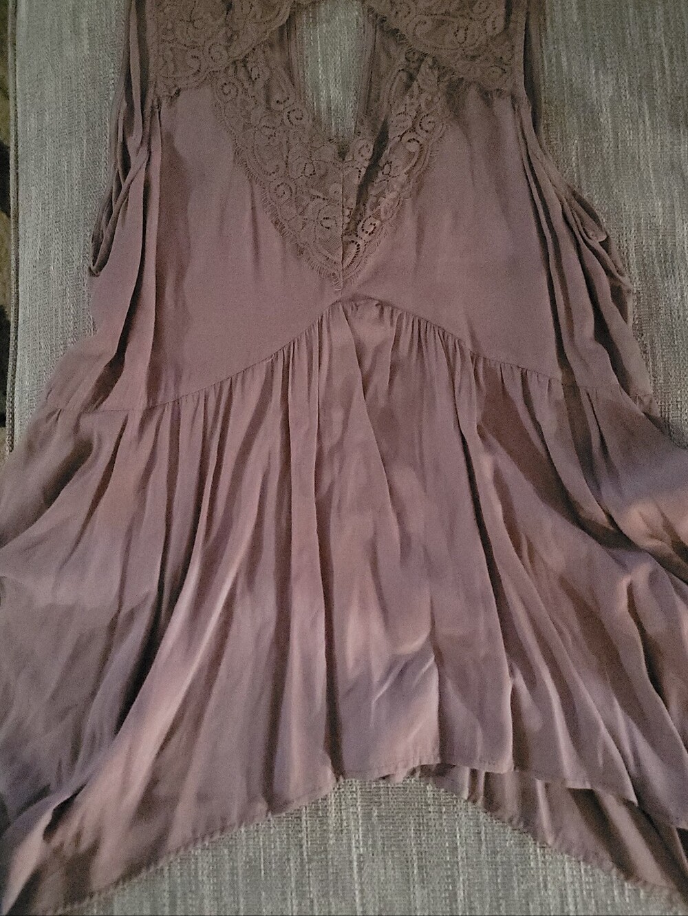 BKE Mauve Crochet Lace V-Neck Flowing Camisole